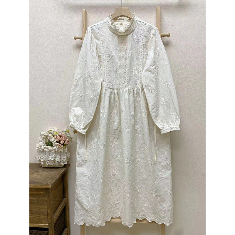 Robe ample décontractée à manches longues en coton brodé de couleur unie