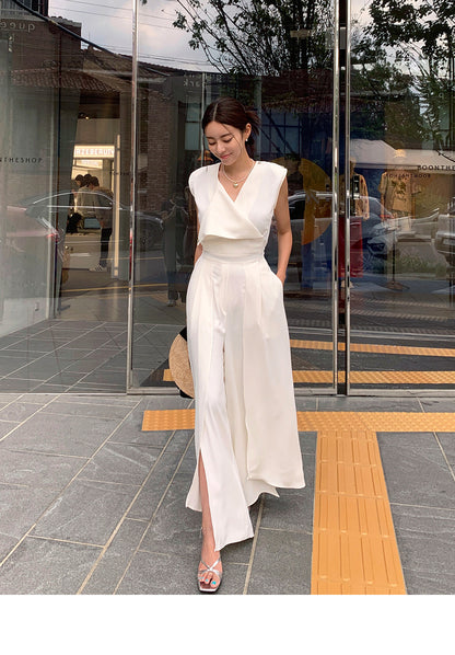 Women's Fashion V-neck Sleeveless Chic Split Jumpsuit