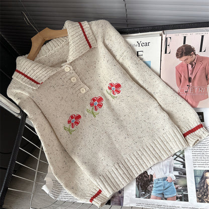 Tricot japonais chic à petite fleur avec col polo de haute qualité