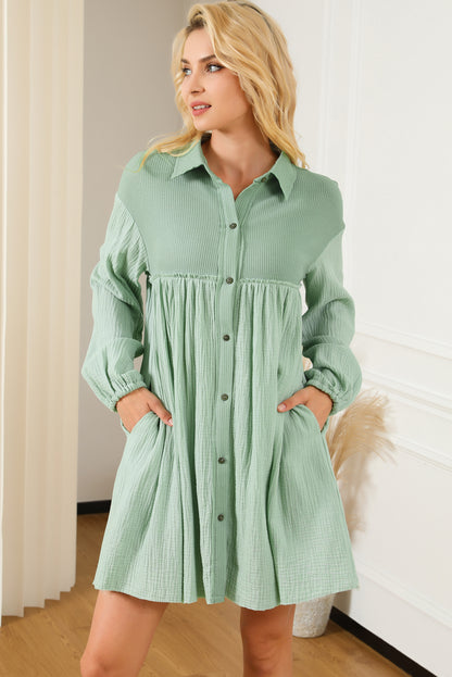 Robe chemise verte patchwork froissée à manches bouffantes