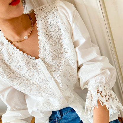 French Design Women's Lace Shirt Temperament Blouse