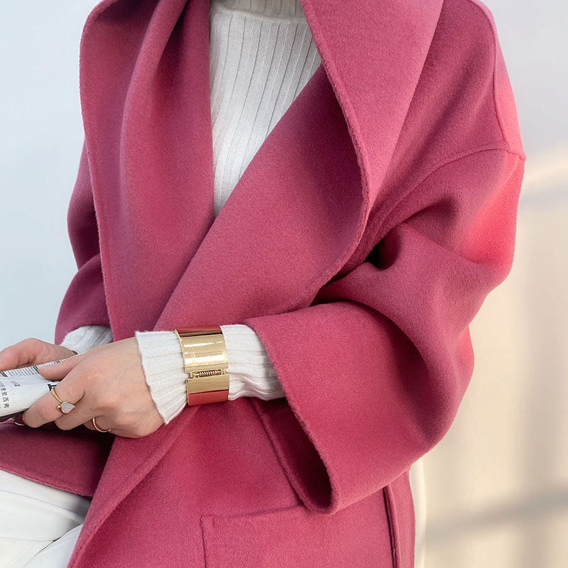 Abrigo de cachemir con capucha reversible rojo rosa para mujer de longitud media