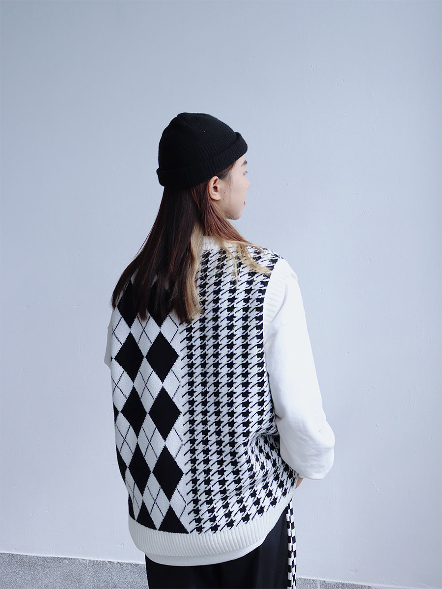 Rhombus Knitted Shirt Layered Over Vest