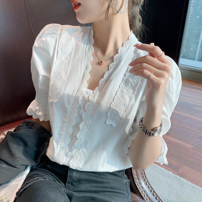 Summer White V-neck Lace Half-sleeved Short-sleeved Puff Sleeve Shirt Design Niche