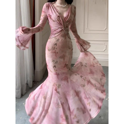 Vestido con estampado de giro francés de principios de primavera