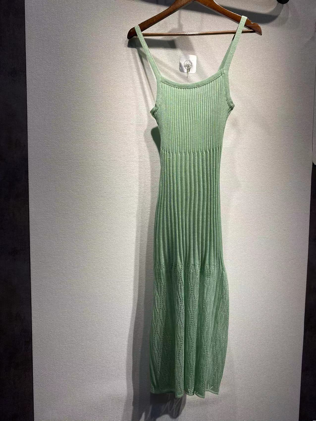 Vestido midi de seda de hielo elástico alto hueco fino de verano