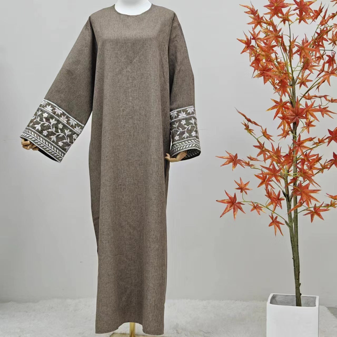 Dubai Embroidered Elegant Long Sleeve Dress