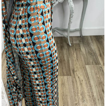 Printed Round Neck Sleeveless Trousers Suit