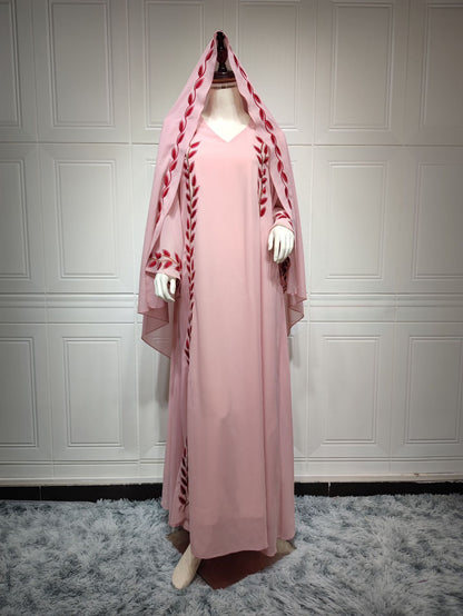 Robe musulmane longue brodée en mousseline de soie à col ras du cou avec foulard